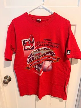 STARTER Red Cleveland Indians 1998 Champions Graphic Tee
